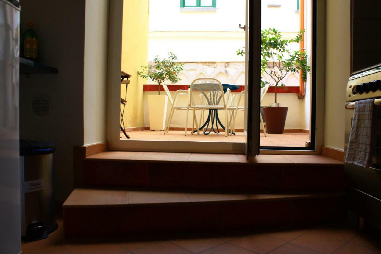 Haripergo Apartments A Bridge For Amalfi Coast Салерно Екстериор снимка